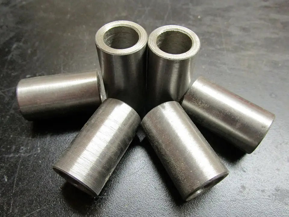 Титановая втулка